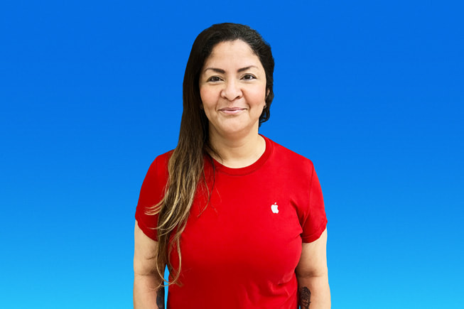 Apple Store Mitarbeiterin Sandra Maranhão.
