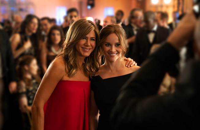 Jennifer Aniston and Reese Witherspoon in “Morning Wars.”