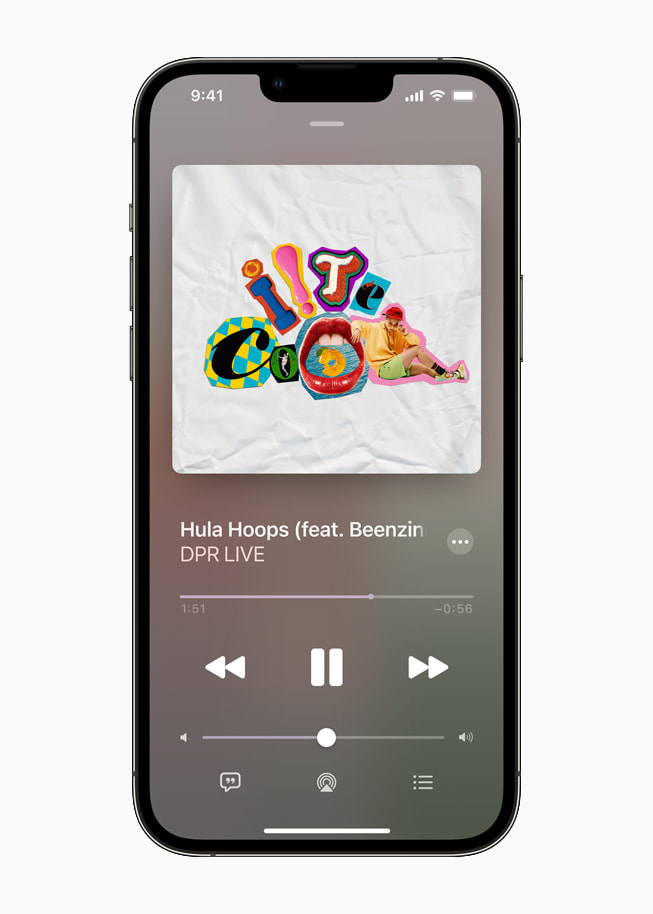 Apple Music mostrado no iPhone 13 Pro.
