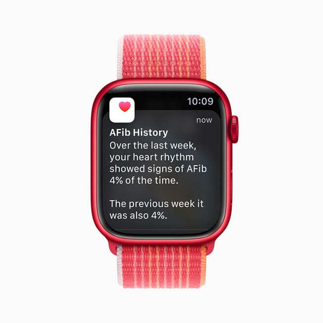 O novo recurso Histórico de Fibrilação Atrial exibido no Apple Watch Series 8.