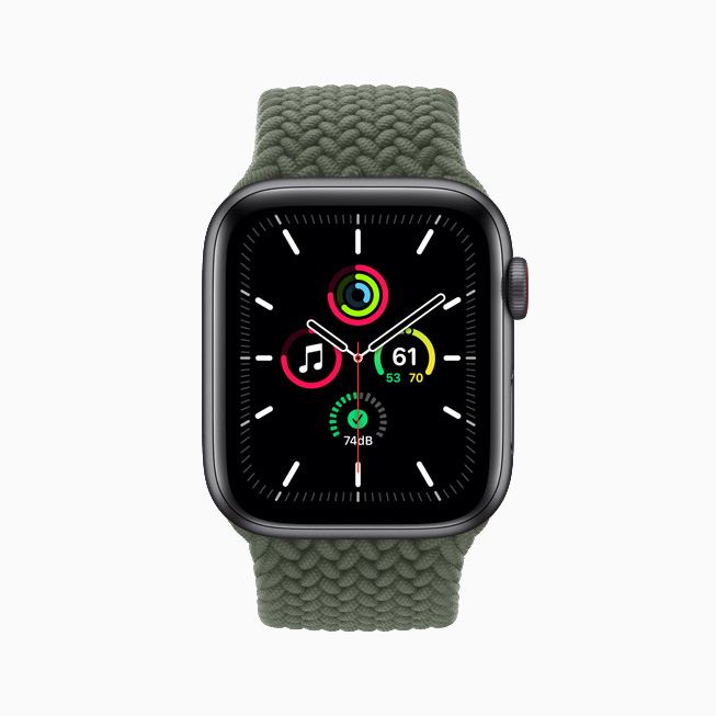 Complications displayed on Apple Watch SE.