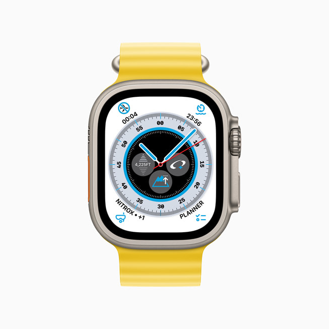 Se muestran las complicaciones de la app Oceanic+ en el Apple Watch Ultra.