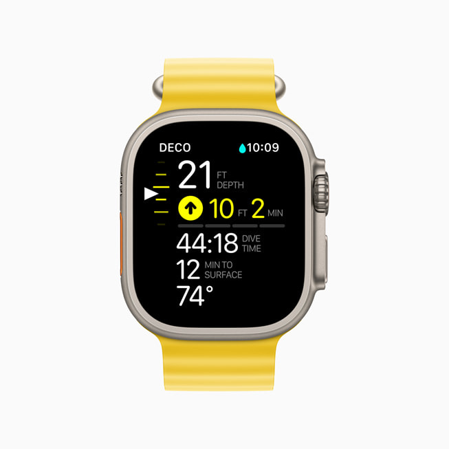 De features van de Oceanic+-app op Apple Watch Ultra.