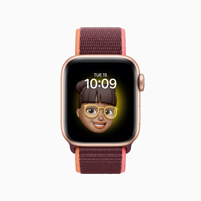 O novo mostrador Memoji no watchOS 7.