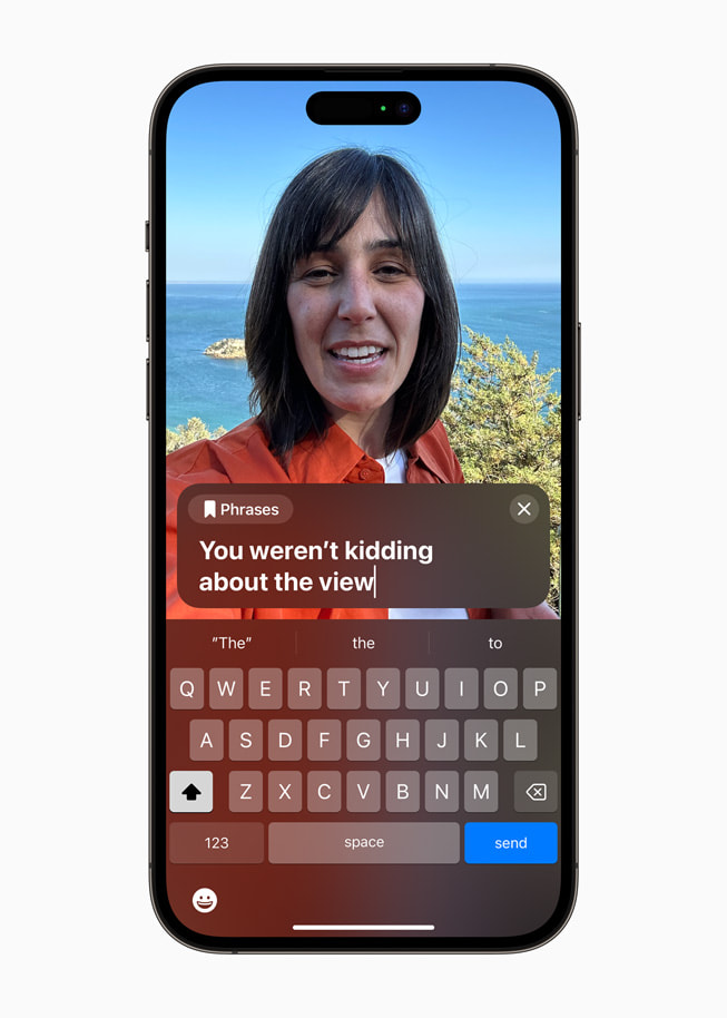 Live Speech under et FaceTime-opkald på iPhone 14 Pro Max.