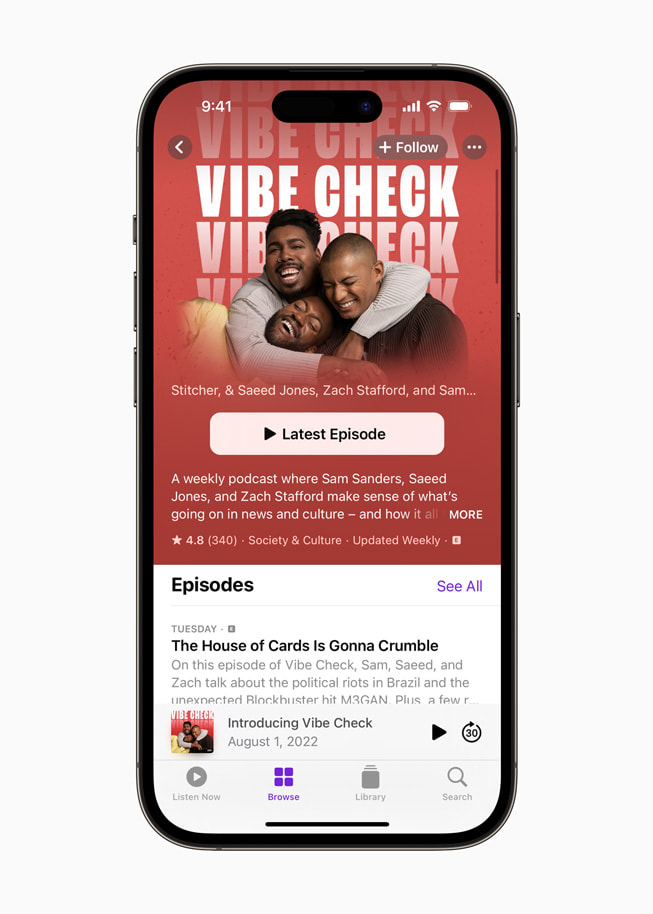 Se muestra el podcast <em>Vibe Check</em> en Apple Podcasts.