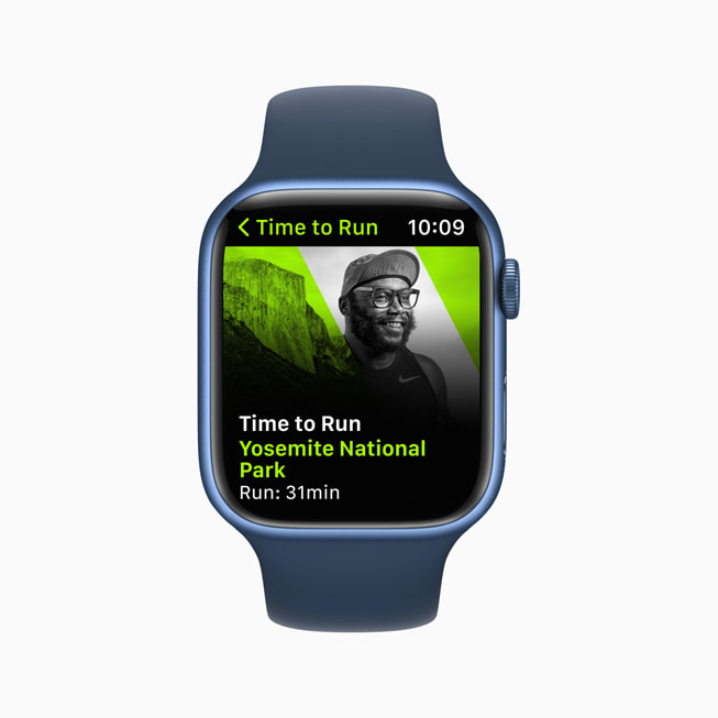Se muestra el episodio dedicado al parque nacional Yosemite en Hora de Correr en un Apple Watch.