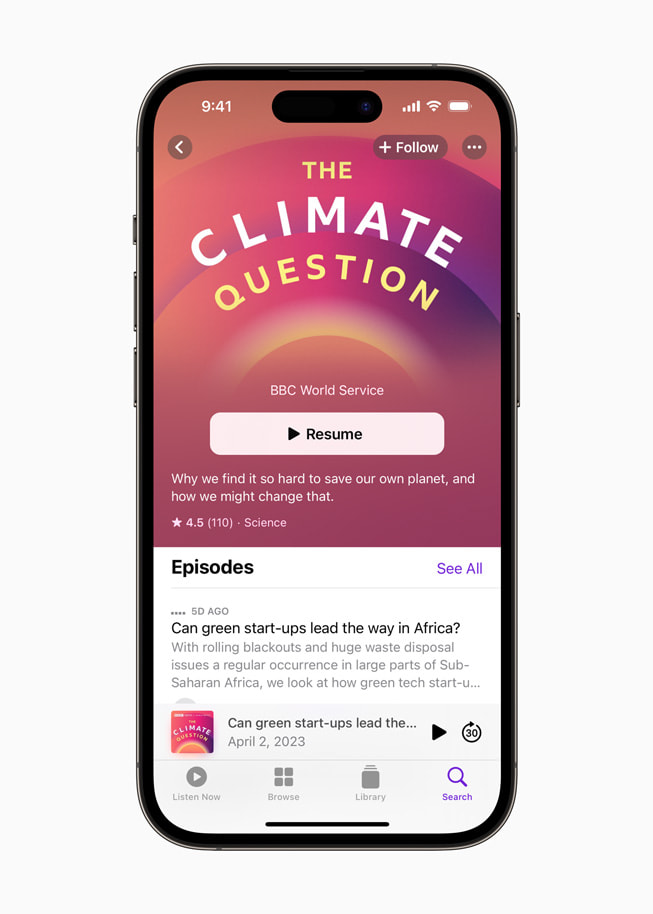 A página do Apple Podcasts “The Climate Question” é mostrada com o episódio mais recente: “Can Green Start-Ups Lead the Way in Africa?”.