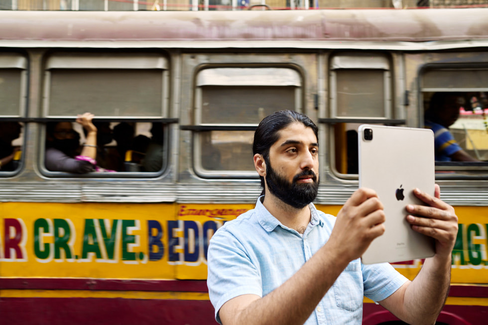 Varun Desai using iPad Pro in Kolkata.