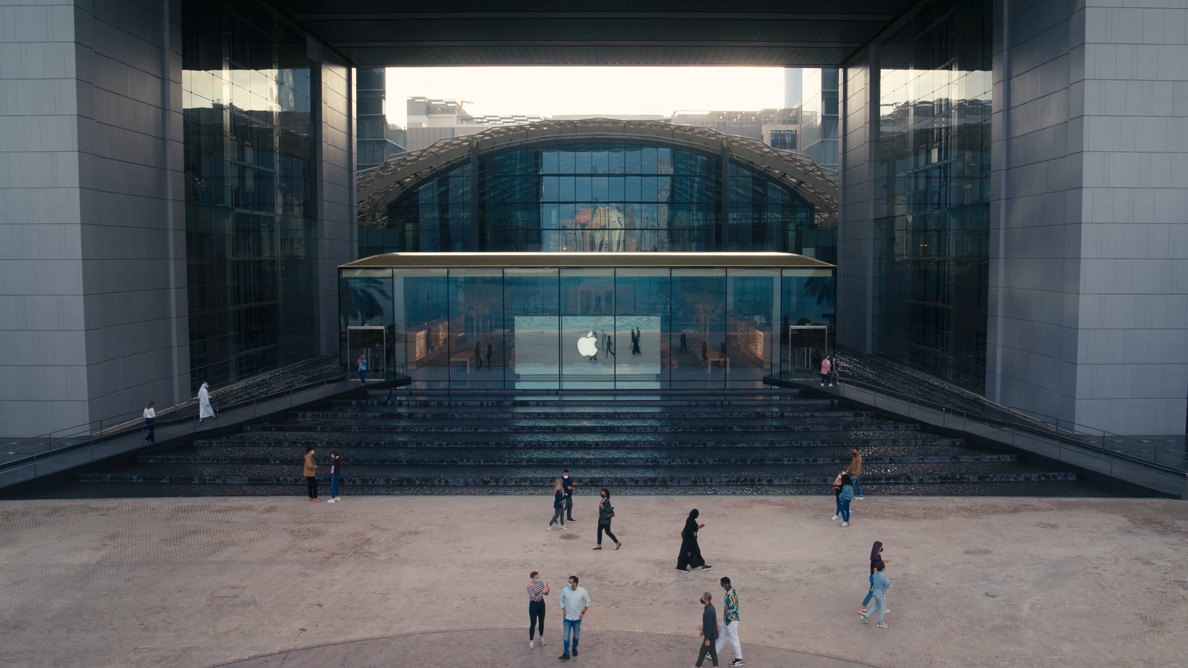 Apple Al Maryah Island opens Friday in the heart of Abu Dhabi - Apple