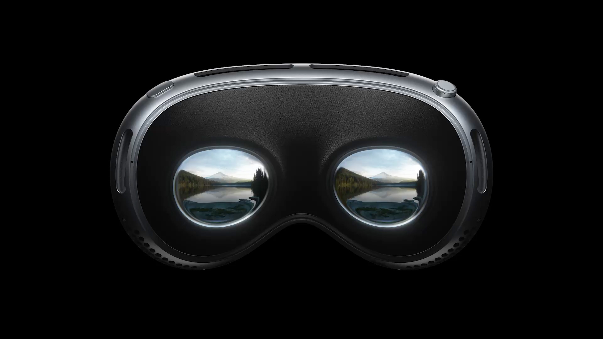 Apple Vision Pro Is Perfect For Lucrative Military Contracts. Apple