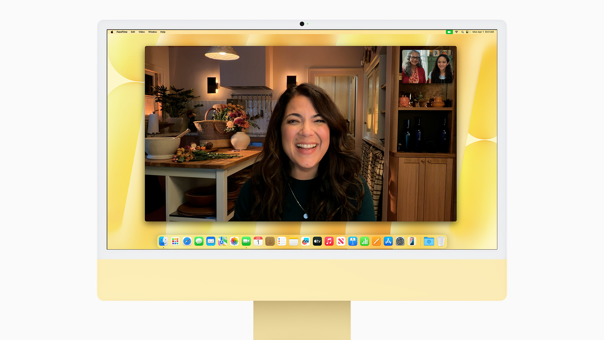 Apple-iMac-M4-Center-Stage-camera.jpg.large_2x.jpg