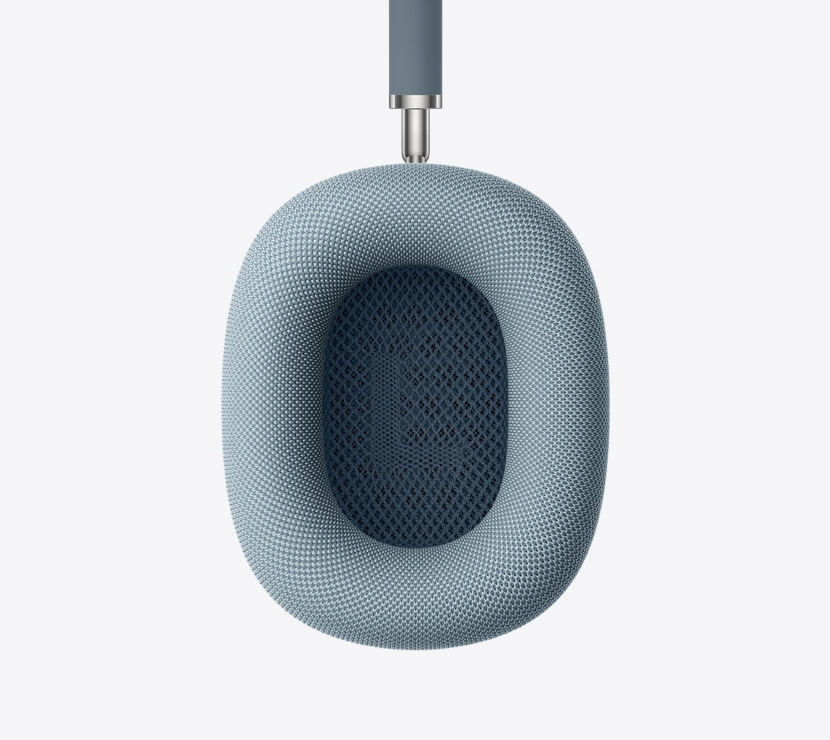 Un paio di cuffie AirPods Max 2 blu, dettaglio dell’interno del cuscinetto