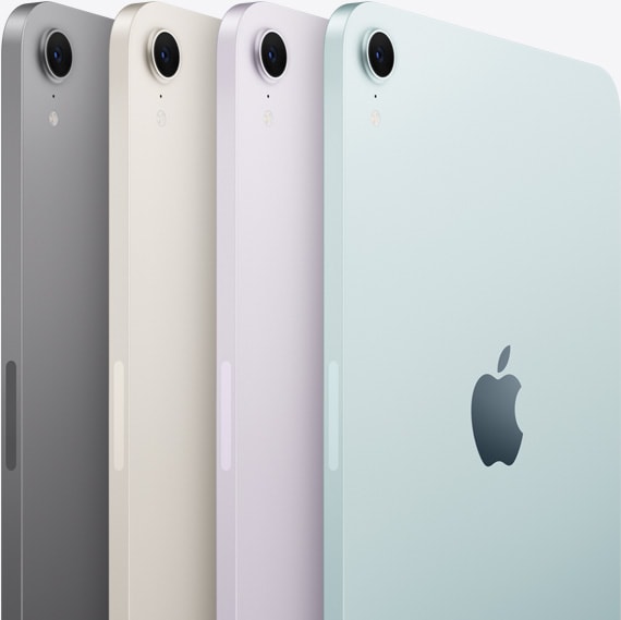 Uzay Grisi, Yıldız Işığı, Mor ve Mavi renk seçenekleriyle iPad mini modellerinin kameralarıyla arkadan görünümü.