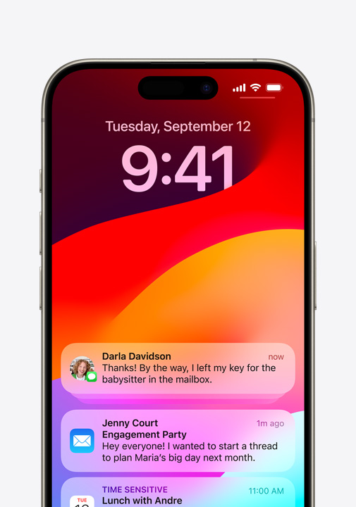 Un ecran de iPhone afișează un mesaj iMessage criptat, o notificare Mail și o invitație cu prioritate de timp, în Calendar.