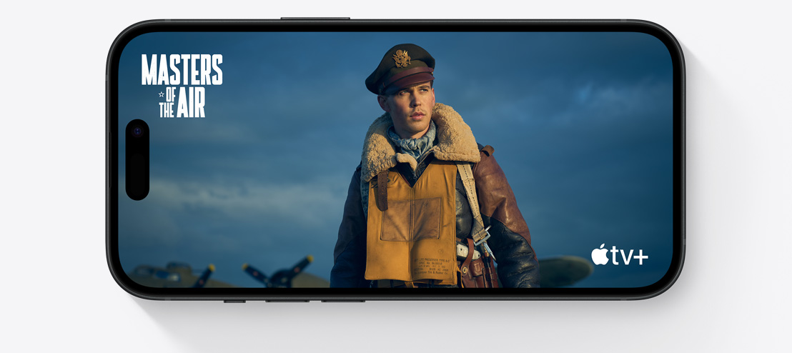 一个水平的iPhone 15显示了热门AppleTV+节目《空中大师》中的场景。