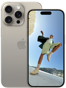 내추럴 티타늄 색상 17.0cm iPhone 15 Pro Max의 뒷면과 내추럴 티타늄 색상 15.5cm iPhone 15 Pro의 앞면.