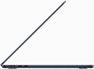 ミッドナイトのカラーのMacBook Airの側面