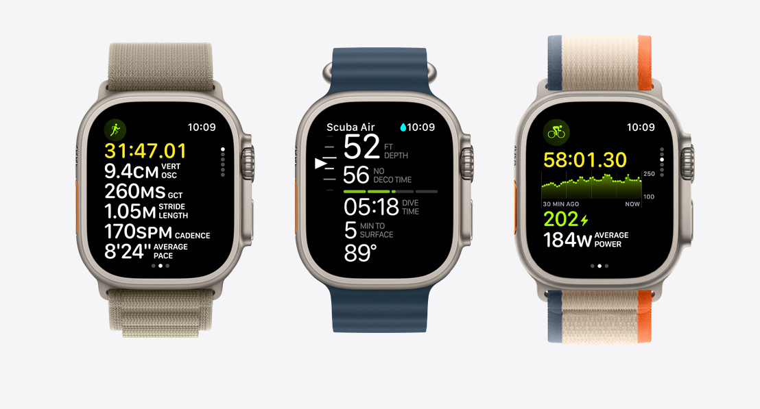 Три Apple Watch Ultra 2. Първият показва тренировка по бягане. Вторият показва гмуркане в Oceanic+. Третият показва тренировка по колоездене.