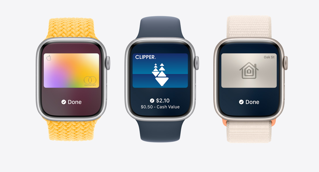 Tri Apple Watcha Series 9. Prvi prikazuje korištenje Apple Carda s Apple Payem. Drugi prikazuje korištenje prijevozne karte u aplikaciji Novčanik. Treći prikazuje korištenje ključa za dom u aplikaciji Novčanik.