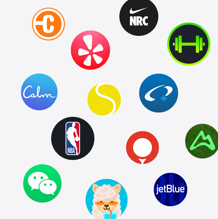 Ikony aplikací pro Apple Watch z App Store. ChargePoint, Yelp, Nike Run Club, SmartGym, Calm, NBA, SwingVision, Oceanic+, WeChat, Waterllama, Golfshot, JetBlue a AllTrails.